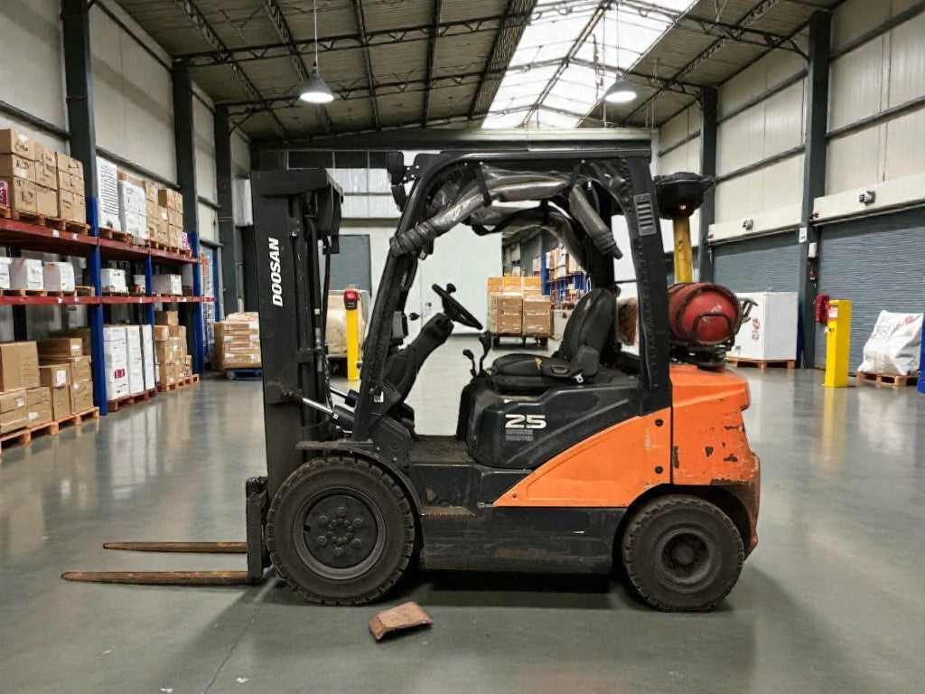 2018 DOOSAN G25P-7 LP GAS FORKLIFT