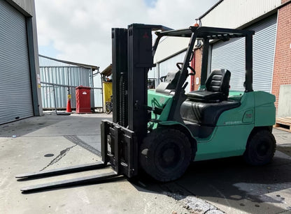 2010 MITSUBISHI FD30N RUNNING HOURS: 3083 H