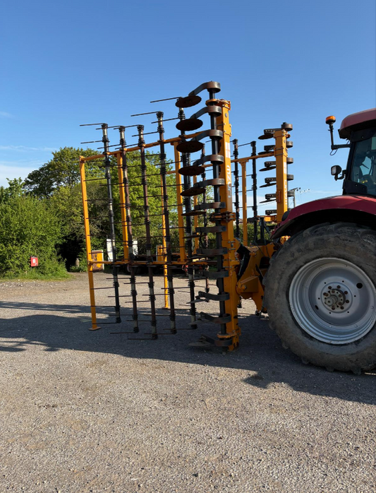 2015 MZURI STRAW / STUBBLE RAKE