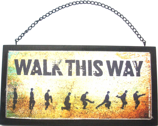 192 X HANGING WOODEN PLAQUE-WALK TXT