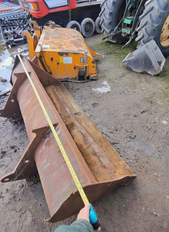 JCB LOADALL TELEHANDLER GENERAL PURPOSE BUCKET