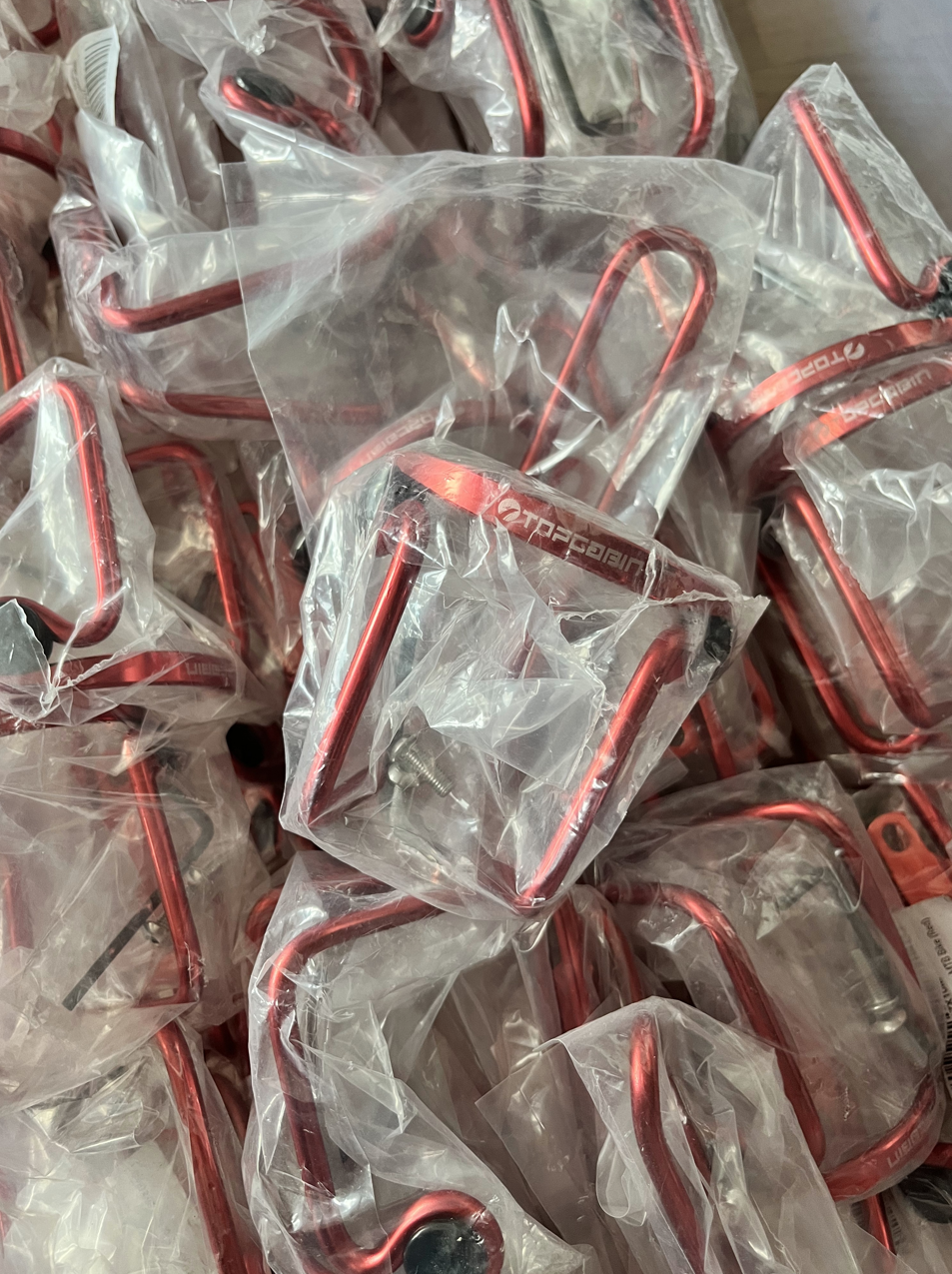 60PCS ALUMINIUM BIKE WATER BOTTLE HOLDERS BRAND NEW RRP £300 EBAY DAILY SELLERS PRODUCTS
