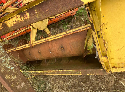 NEW HOLLAND 8040 HEADER FOR SPARES/REPAIRS