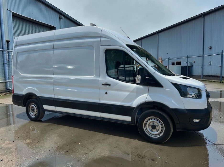 **(ONLY 32K MILEAGE)** 2024 FORD TRANSIT 2.0 ECOBLUE 170BHP L3H3 LEADER PANEL VAN