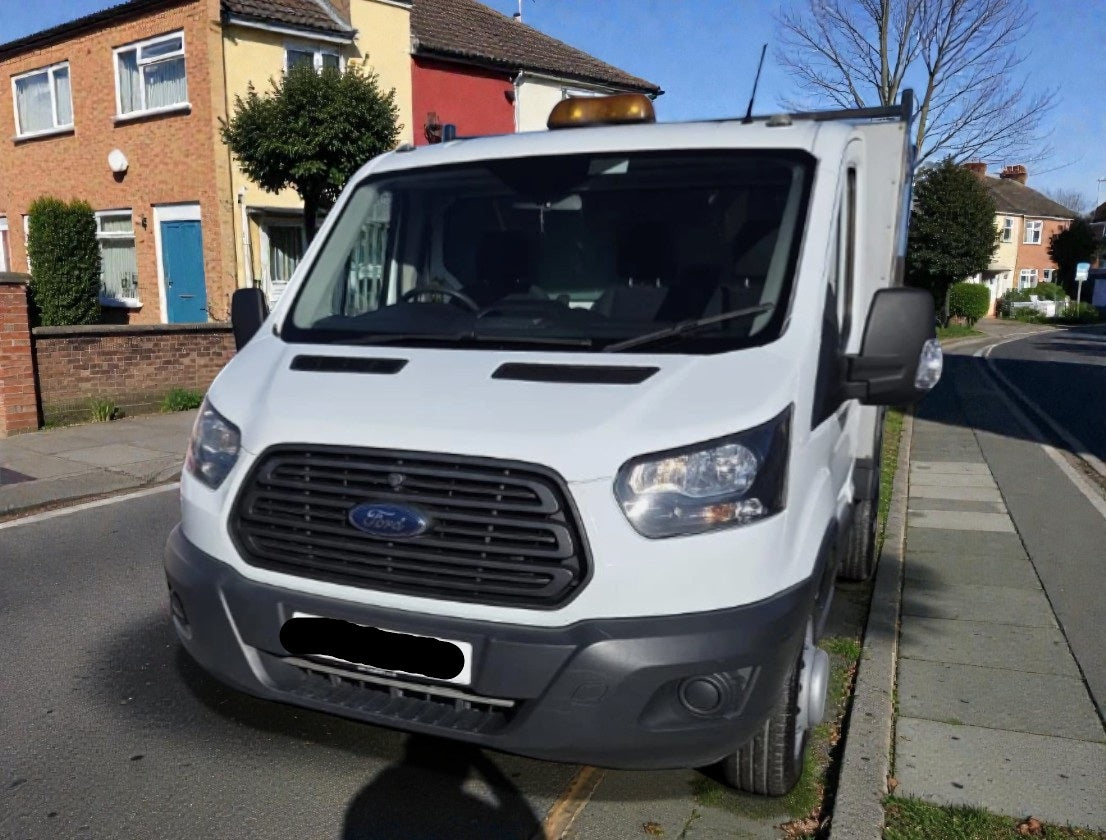 **(ONLY 119 K MILEAGE)** 2017 FORD TRANSIT 350 CHASSIS CAB DIESEL MANUAL 1995CC WHITE