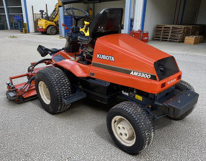 KUBOTA AM3300 DIESEL GARDEN TRACTOR GRASS CUTTER WITH COLLECTOR