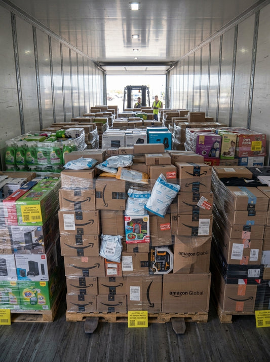 PALLET OF MAJOR ONLINE RETAILER MERCHANDISE – NEW & RETURNS – RANDOMLY CHOSEN