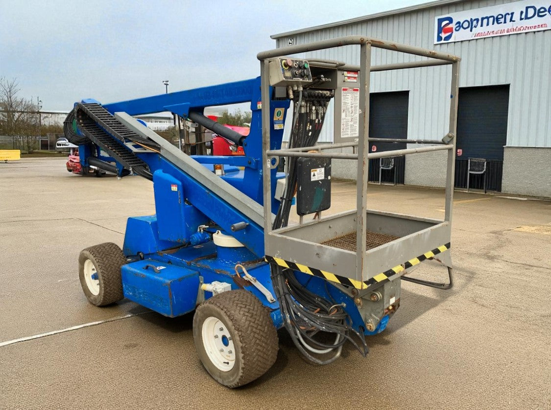 2013 NIFTYLIFT HR12 CHERRY PICKER / SCISSOR LIFT ACCESS PLATFORM