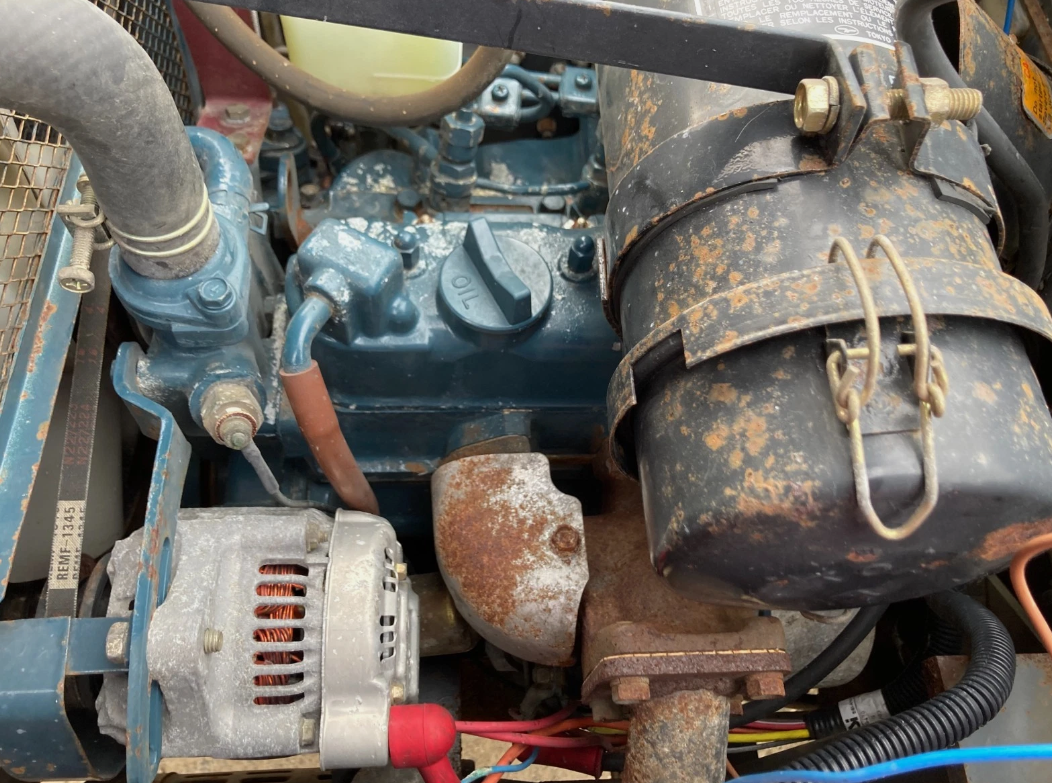 KUBOTA D722 3-CYLINDER DIESEL ENGINE WITH ELECTRIC START