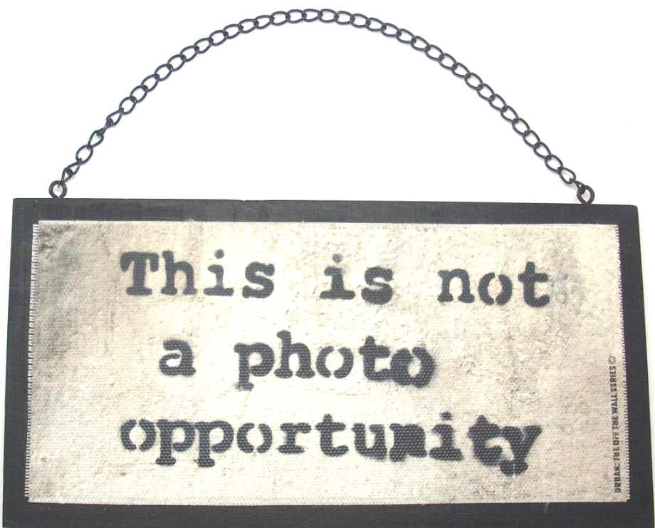 192 X HANGING WOODEN PLAQUE-PHOTO TXT