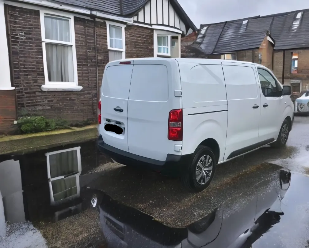 **(ONLY 39K MILEAGE)** 2023 CITROEN DISPATCH 1000 1.5 BLUEHDI 100 ENTERPRISE EDITION PANEL VAN ()