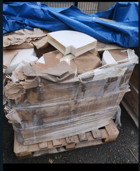POLYPIPE VENTILATION-204 X 60MM HORIZONTAL 90 DEGREE- WHITE - JOBLOT OF 150