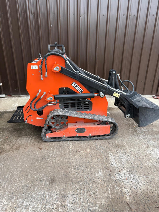 NEW UNUSED SKID STEER DIESEL