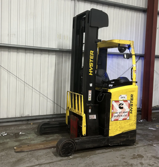 **(INCLUDES CHARGER)** 2017 HYSTER R1.6 ELECTRIC REACH TRUCK – 1,600 KG CAPACITY – 12,000 HOURS