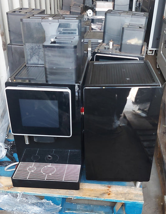 1 X FRANKE A800 WITH MILK FRIDGE LARGE COFFEE BEAN 2 CUP