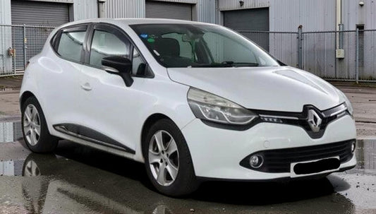 **(ONLY 103K MILEAGE)** 2014 RENAULT CLIO 1.2 16V DYNAMIQUE MEDIANAV >>--NO VAT ON HAMMER--<<