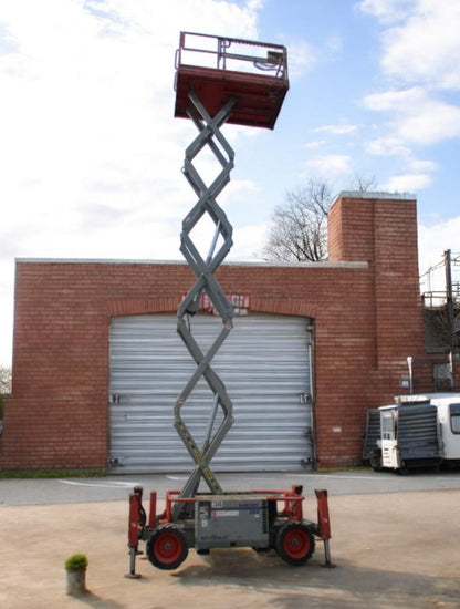 2011 SKYJACK SJ6832 SCISSOR LIFT