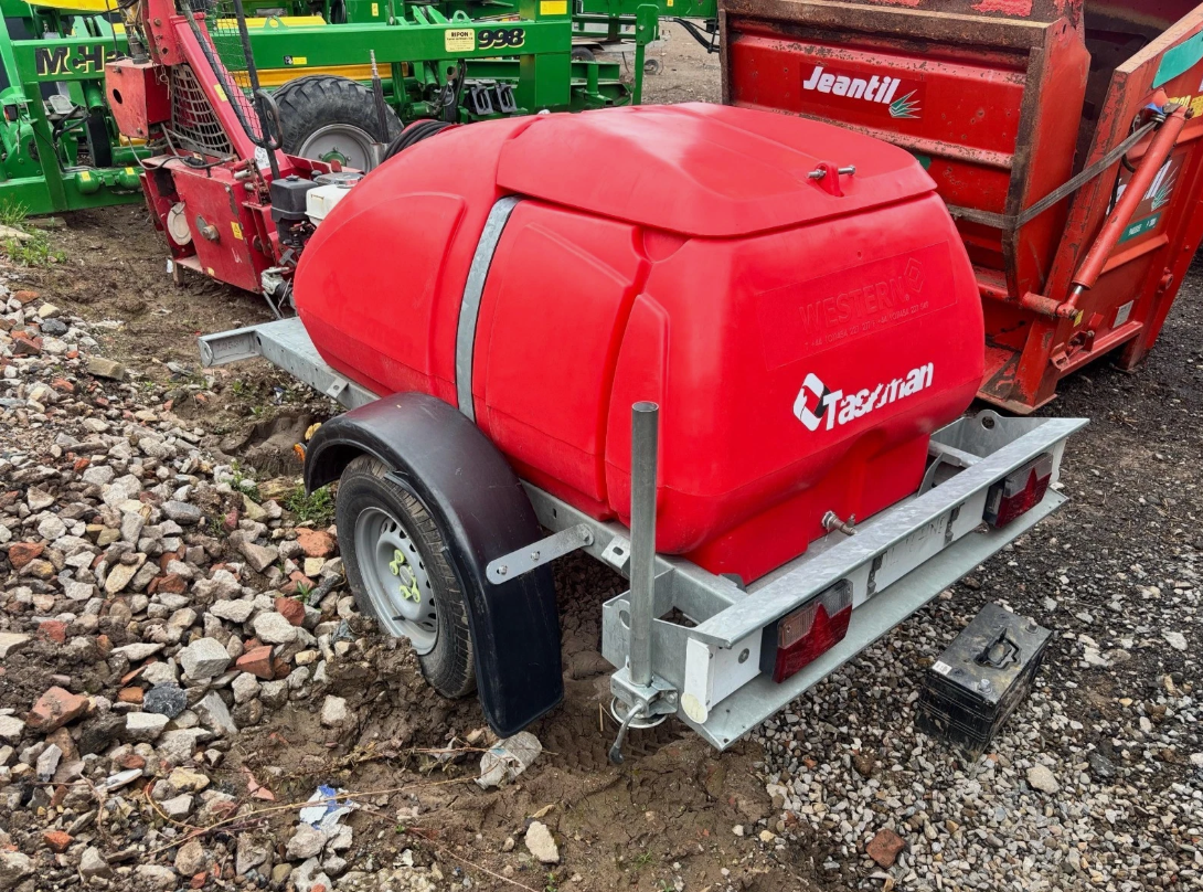 TRAILER MOUNTED PRESSURE WASHER (HONDA GX390 ENGINE)