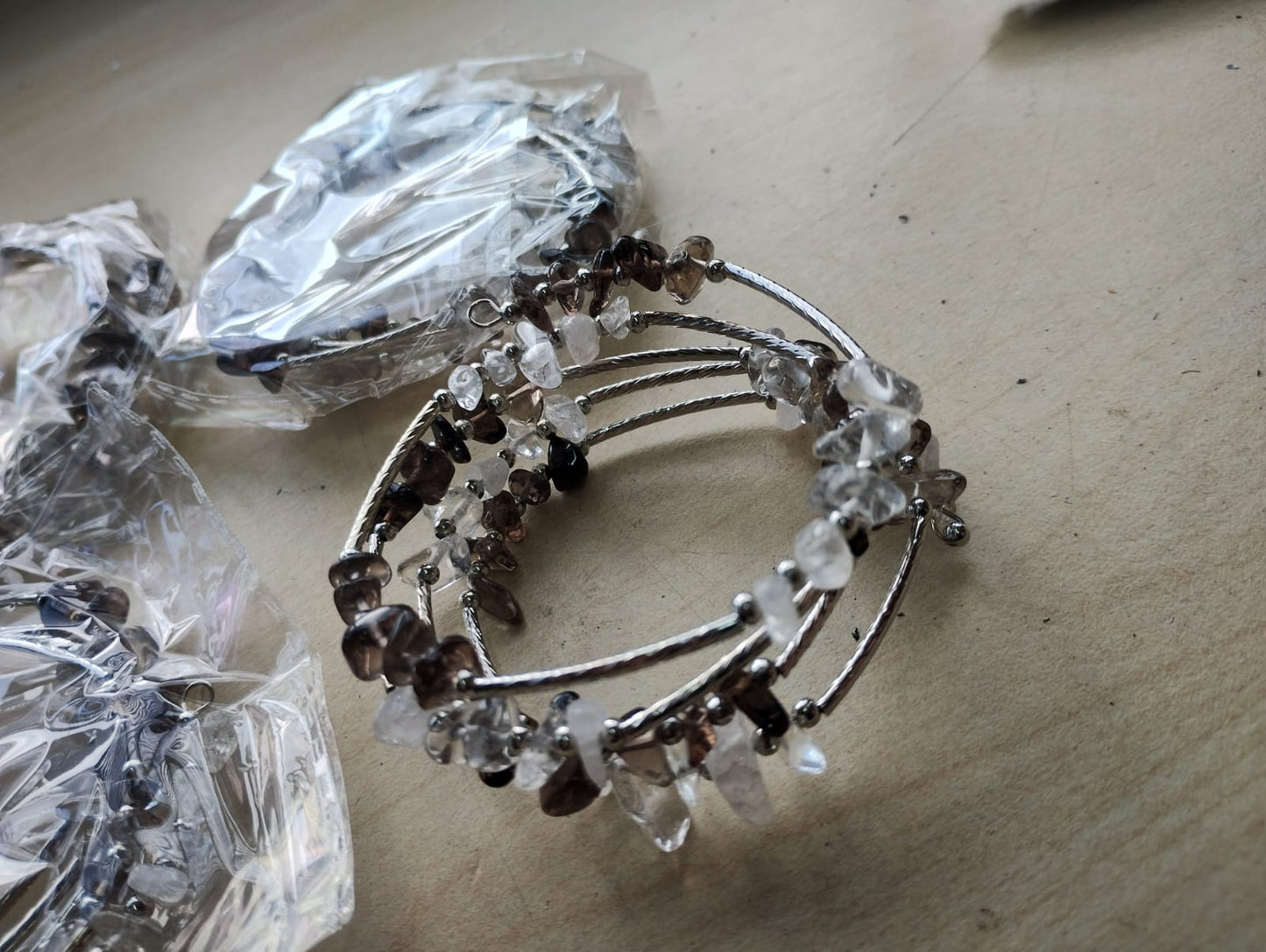 SMOKEY QUARTZ CRYSTAL CHIP 4 STRAND WRAP AROUND BANGLE JOBLOT OF 10 - BRAND NEW