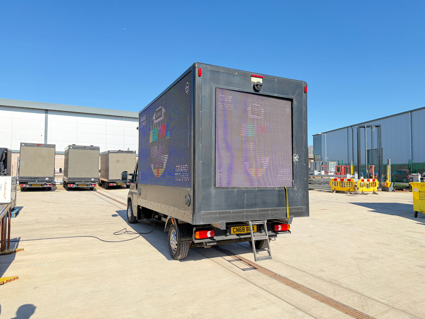2018 PEUGEOT BOXER DIGITAL ADVERTISING VAN – TWIN SIDE + REAR LED SCREENS - READY MADE BUSINESS
