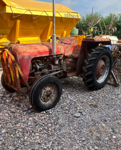 MASSEY FERGUSON 35 TRACTOR