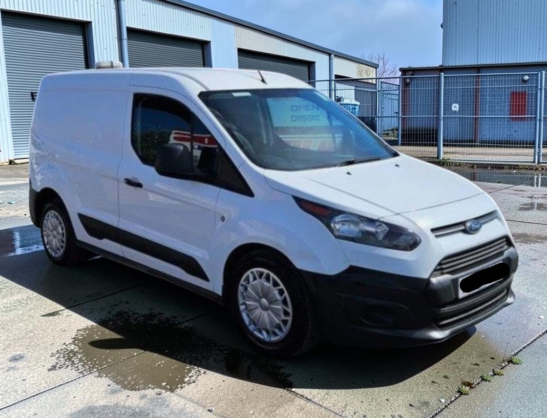 **(ONLY 63K MILEAGE)** 2018 FORD TRANSIT CONNECT 200 L1H1 1499CC DIESEL >>--NO VAT ON HAMMER--<<