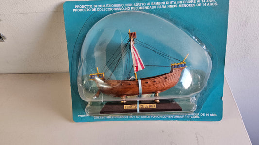 22 PC COLLECTIBLE PRODUCT