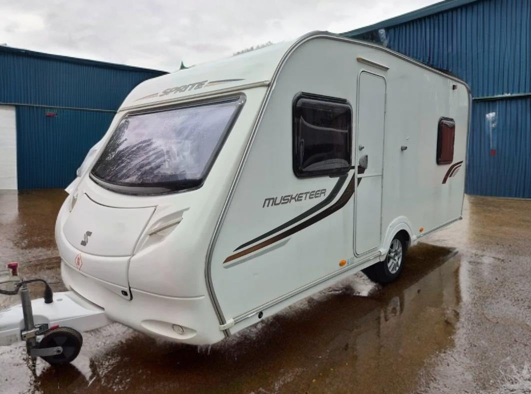 2012 SPRITE SWIFT MUSKETEER 5 BERTH TOURING CARAVAN >>--NO VAT ON HAMMER--<<