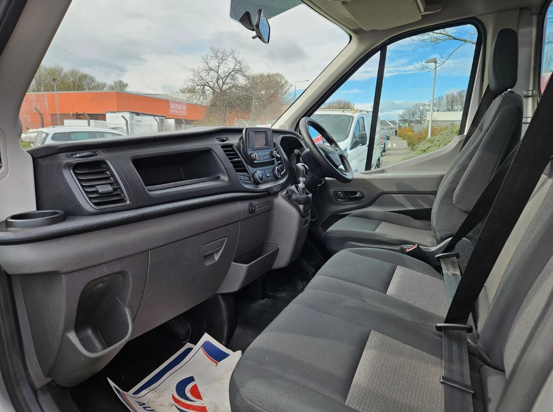 **(ONLY 34K MILEAGE)** 2023 FORD TRANSIT 350 LEADER ECOBLUE 1996CC DIESEL MANUAL CHASSIS CAB SILVER