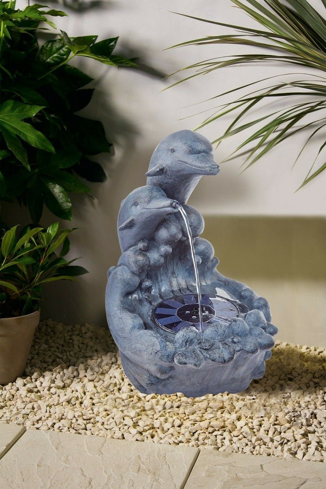 BRAND NEW SOLAR PLAYING DOLPHINS WATER FEATURE DUAL POWER GARDEN WITH LED LIGHTS