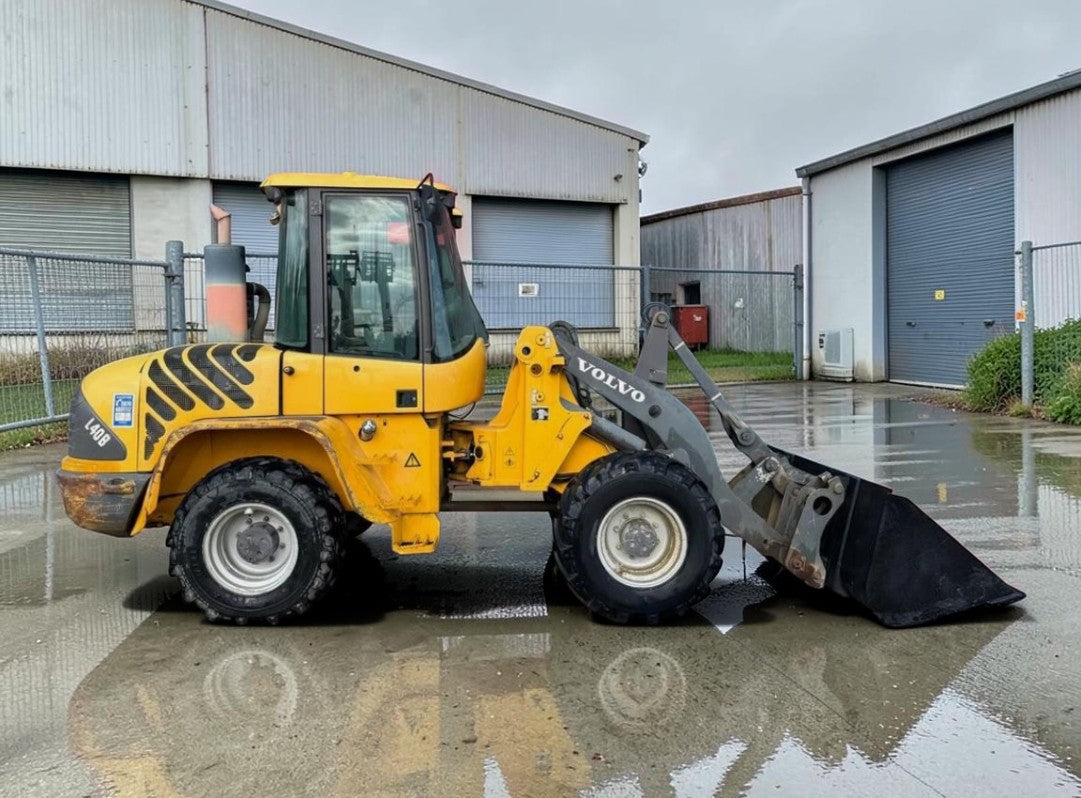 2004 VOLVO L40B TP WHEEL LOADER