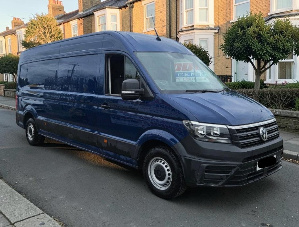 **(ONLY 71K MILEAGE)** 2023 VOLKSWAGEN CRAFTER CR35 STARTLINE TDI L4H3 >>--NO VAT ON HAMMER--<<