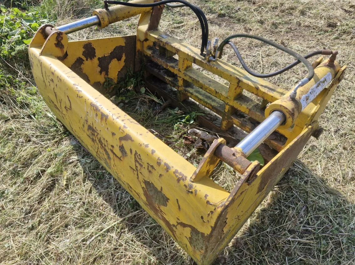 TWIN RAM SHEAR GRAB