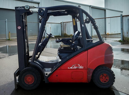 2003 LINDE H25D DIESEL FORKLIFT – 2.5 TONNE