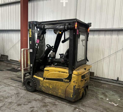 **(INCLUDES CHARGER)** YALE ERP18VT ELECTRIC FORKLIFT 2018 – 1800KG / 9000 HRS