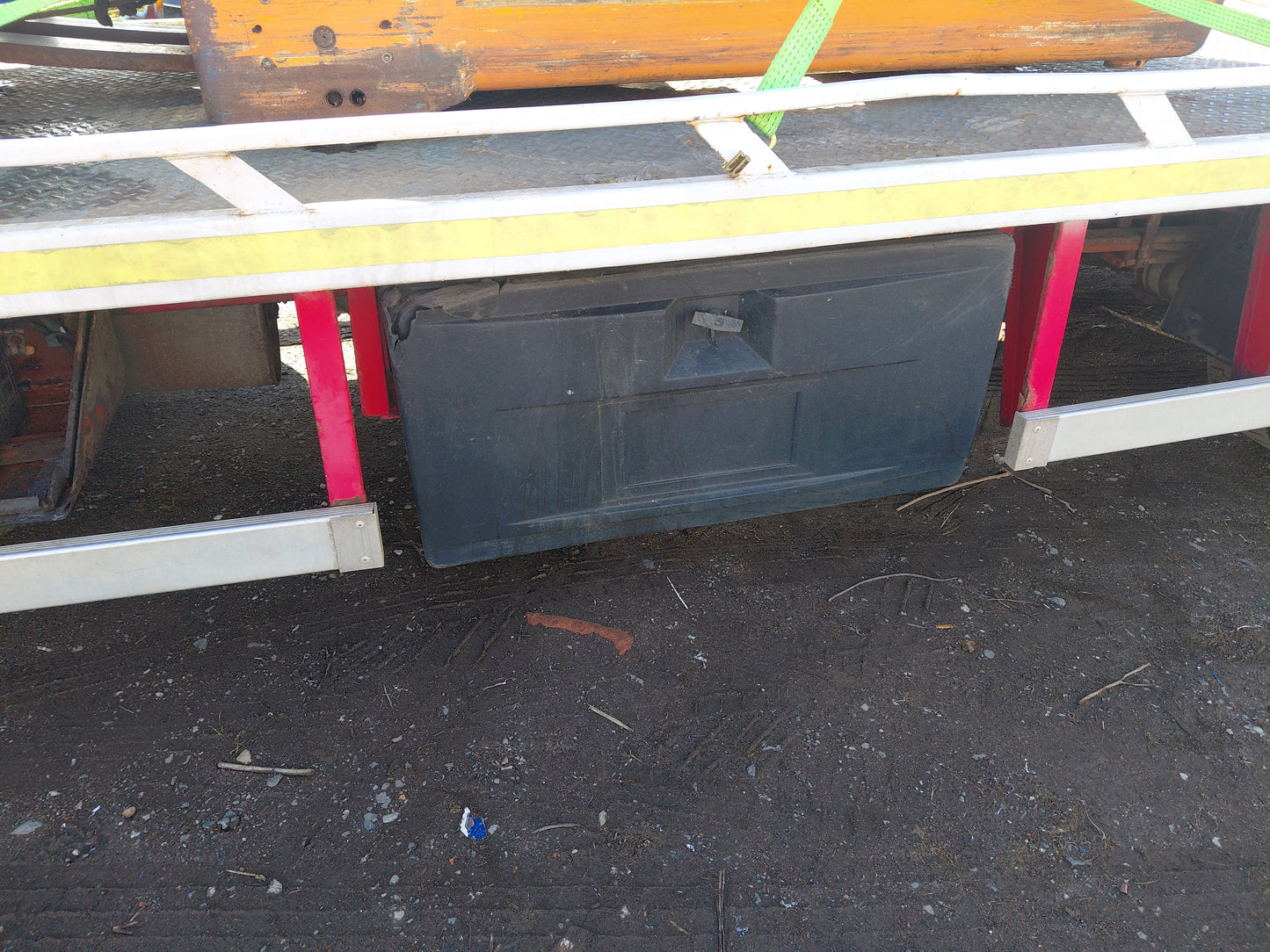 IVECO 7.5TON RECOVERY TRUCK STEEL BED WINCH RAMPS V5 PRESENT
