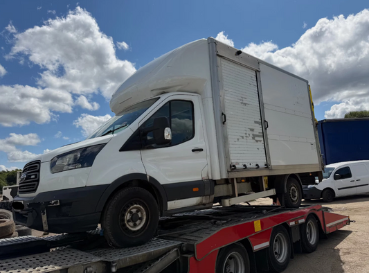 **(ONLY 107K MILEAGE)** 2020 FORD TRANSIT T350 LUTON VAN WITH TAIL LIFT