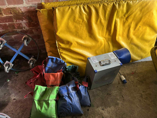 BOUNCY CASTLE JOBLOT 1.5HP BLOWER SAND BAGS MATS CASTLE BARROW