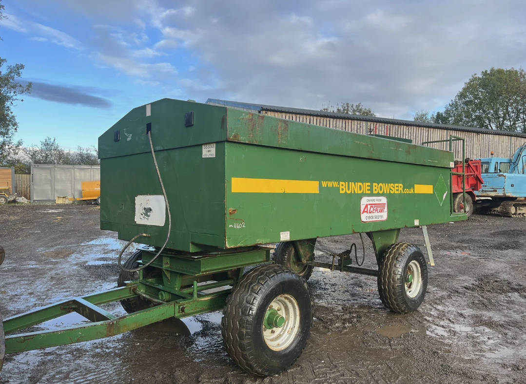 2020 4500 LITRE BUNDED DIESEL BOWSER WITH PETROL PUMP