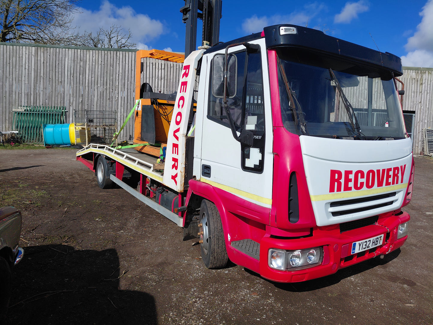 IVECO EUROCARGO 7.5TON TRUCK RECOVERY BEAVERTAIL TUCK AWAY RAMPS AND WINCH