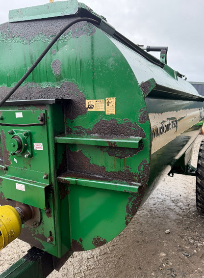 MAJOR MUCKOUT 750 MUCK SPREADER