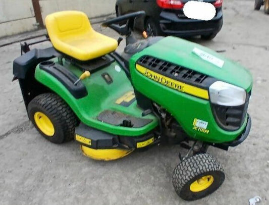 JOHN DEERE X135R - LAWNMOWER TRACTOR >>--NO VAT ON HAMMER--<<