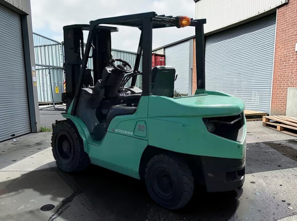 2010 MITSUBISHI FD30N RUNNING HOURS: 3083 H
