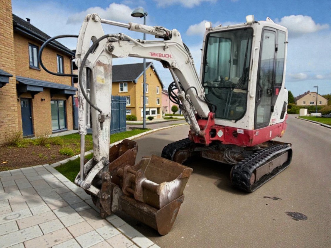 2018 TAKEUCHI TB225 MINI EXCAVATOR