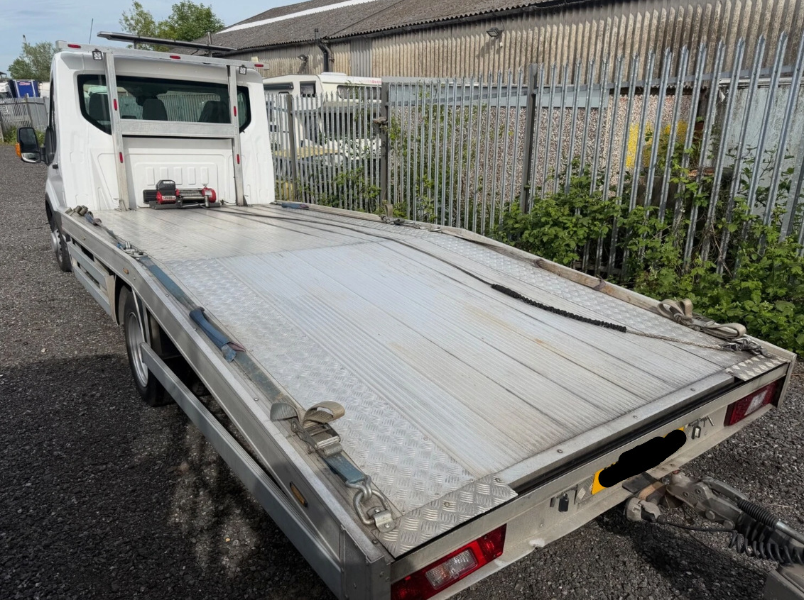 **(ONLY 57K MILEAGE)** 2022 FORD TRANSIT 350 LEADER ECOBLUE 2.0 DIESEL MANUAL CHASSIS CAB WHITE
