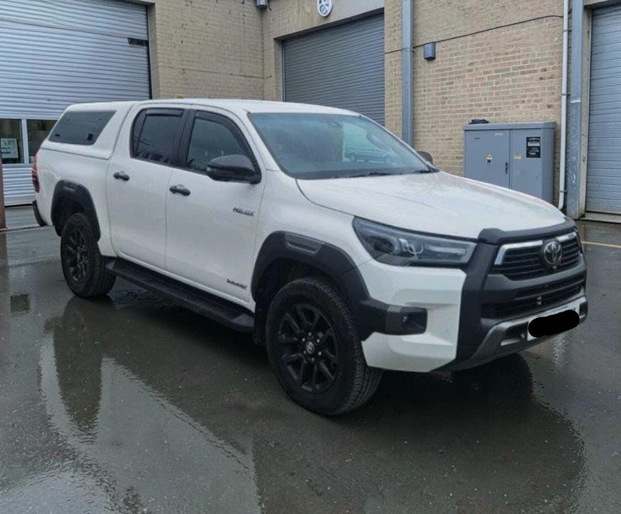**(ONLY 91K MILEAGE)** 2023 TOYOTA HILUX INVINCIBLE X D-4D4WD DCB 2.8 DIESEL MANUAL PICK UP
