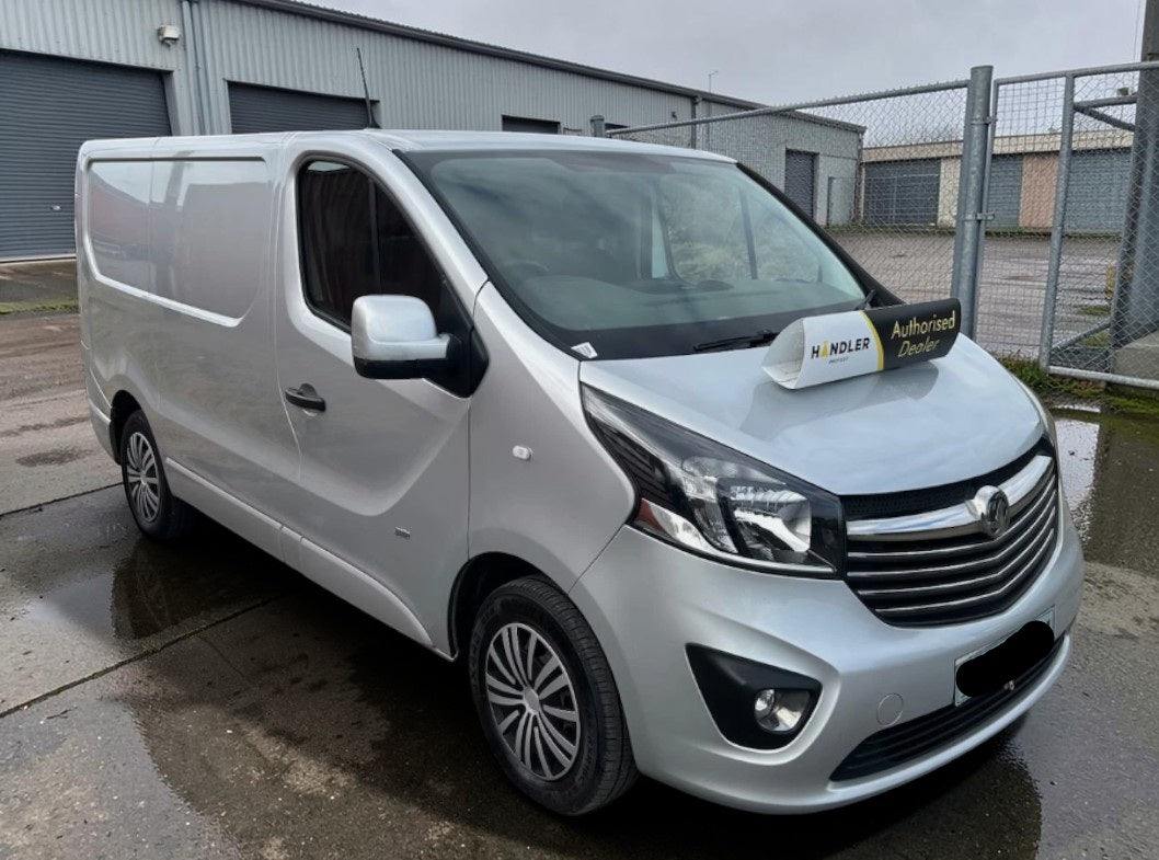 **(ONLY 109K MILEAGE)** 2017 VAUXHALL VIVARO 2700 1.6 CDTI BITURBO 125PS SPORTIVE L2H1 PANEL VAN