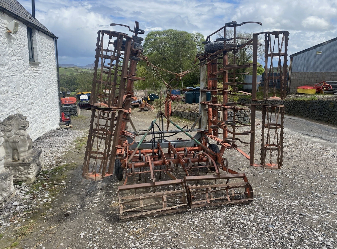 KONGSKILDE TRIPLE K VIBROMASTER 6M SPRINGTYNE LEVELER ROLLER TRACTOR MOUNTED