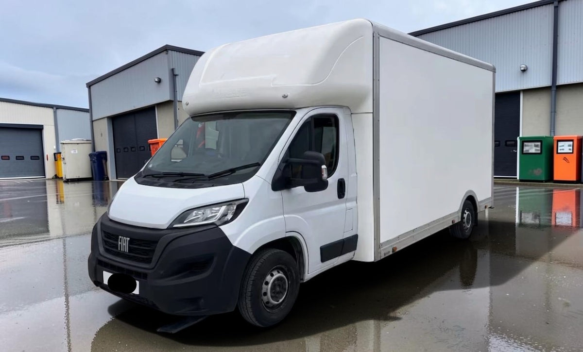 **(ONLY 85K MILEAGE)** 2024 FIAT DUCATO 2.2 DIESEL LOW LOADER BOX VAN WITH TAIL LIFT