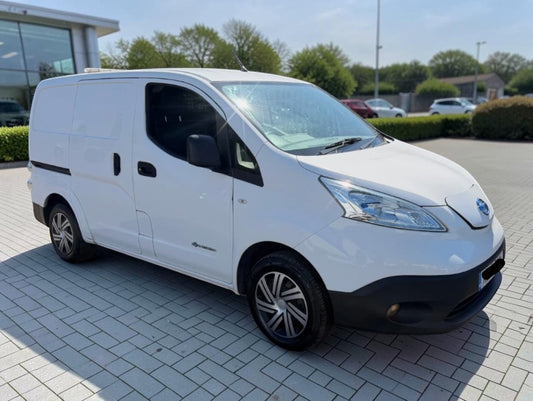 **(ONLY 90K MILEAGE)** 2015 NISSAN E-NV200 ACENTA RAPID + L1H1 AUTOMATIC ELECTRIC